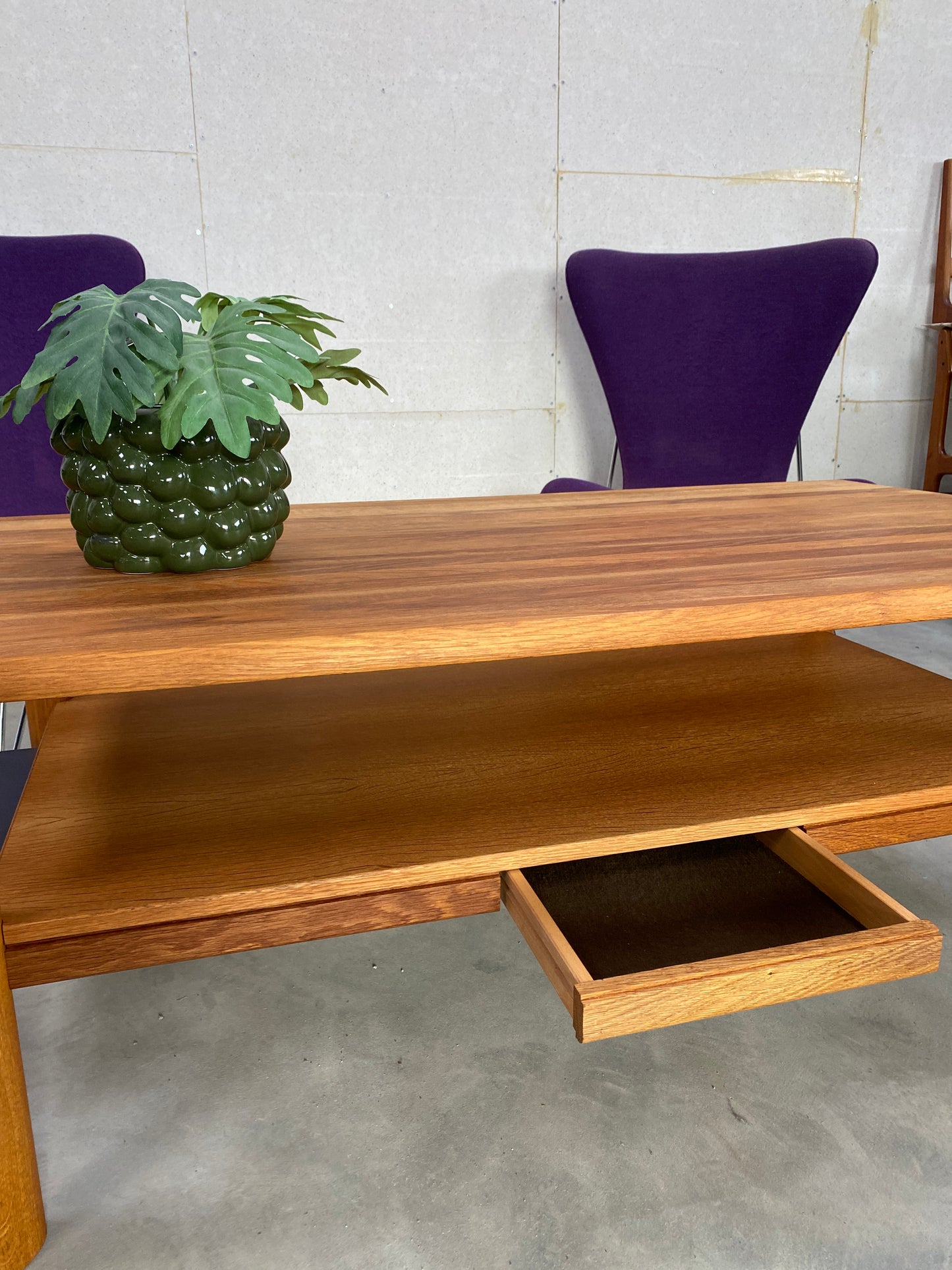 Couch table