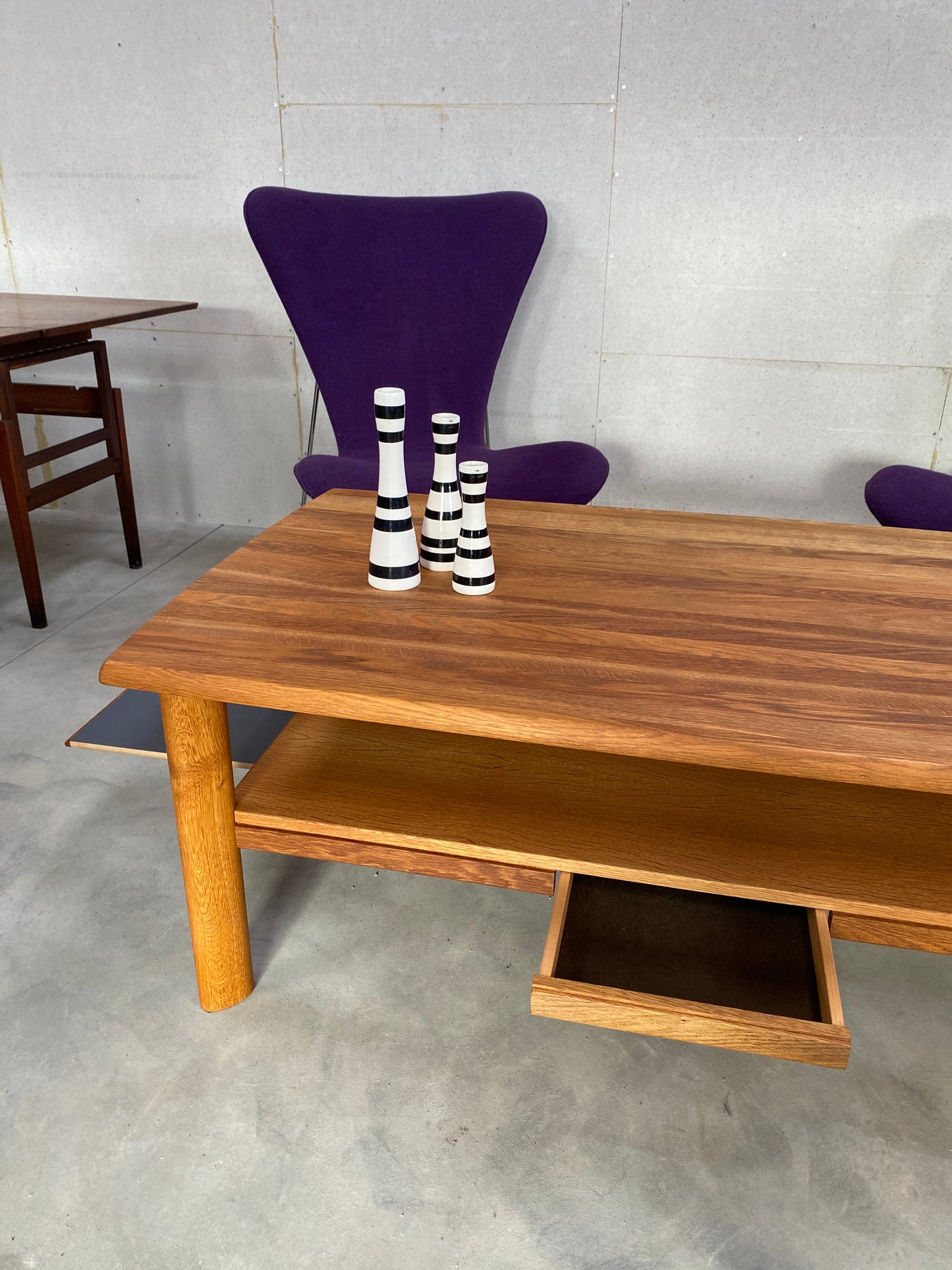 Couch table
