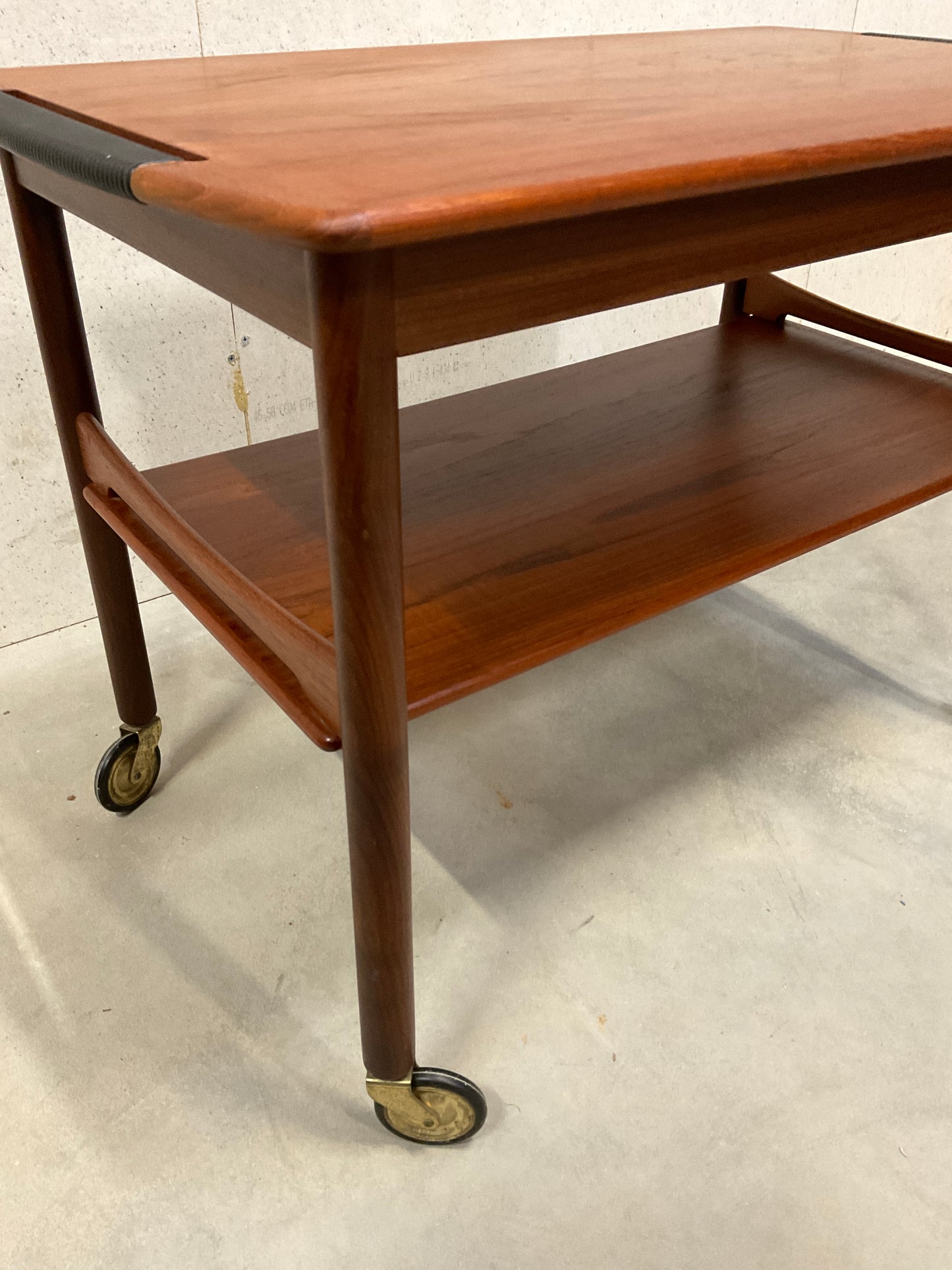 Serving trolley - Teak