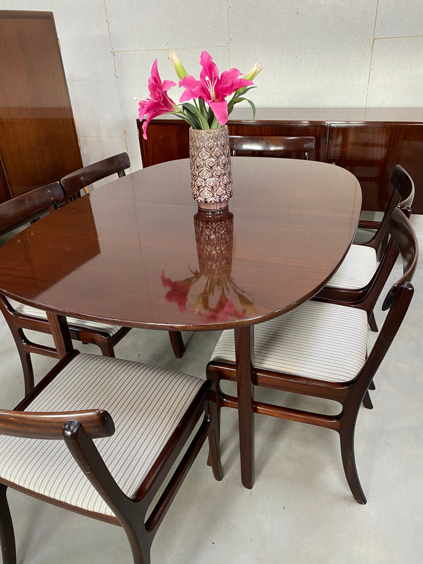 Dining table/chairs -Ole Wanscher