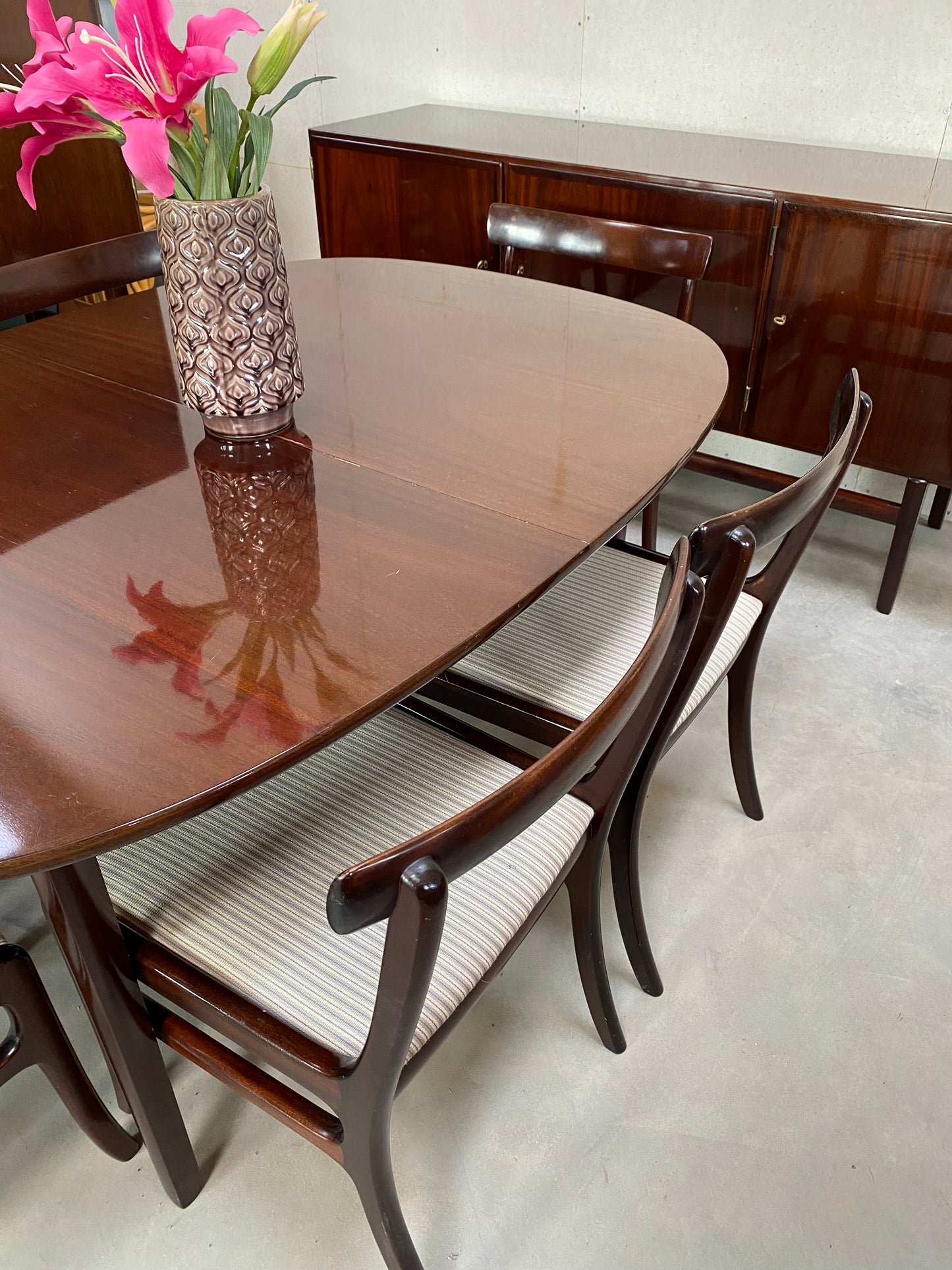 Dining table/chairs -Ole Wanscher