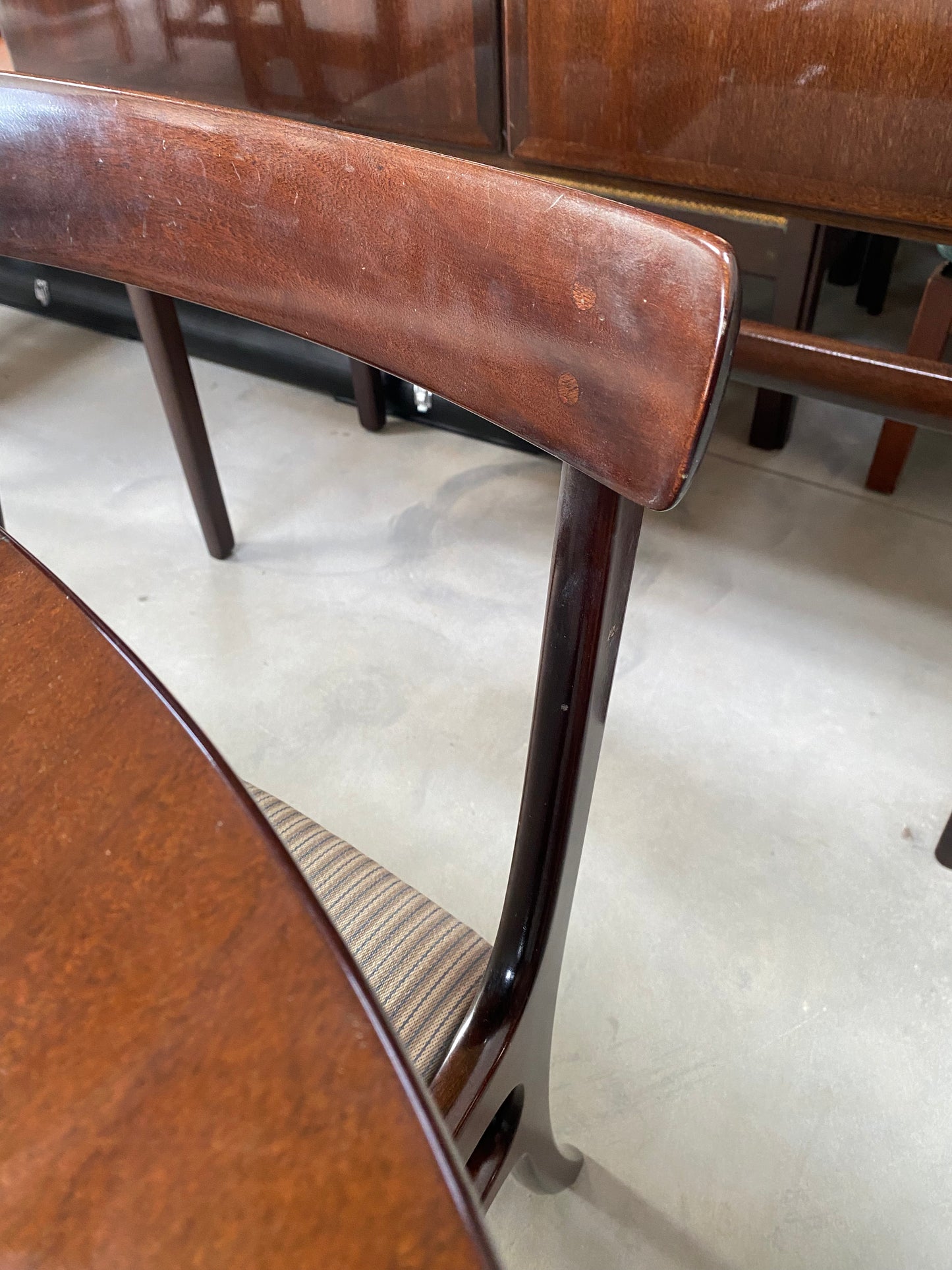 Dining table/chairs -Ole Wanscher