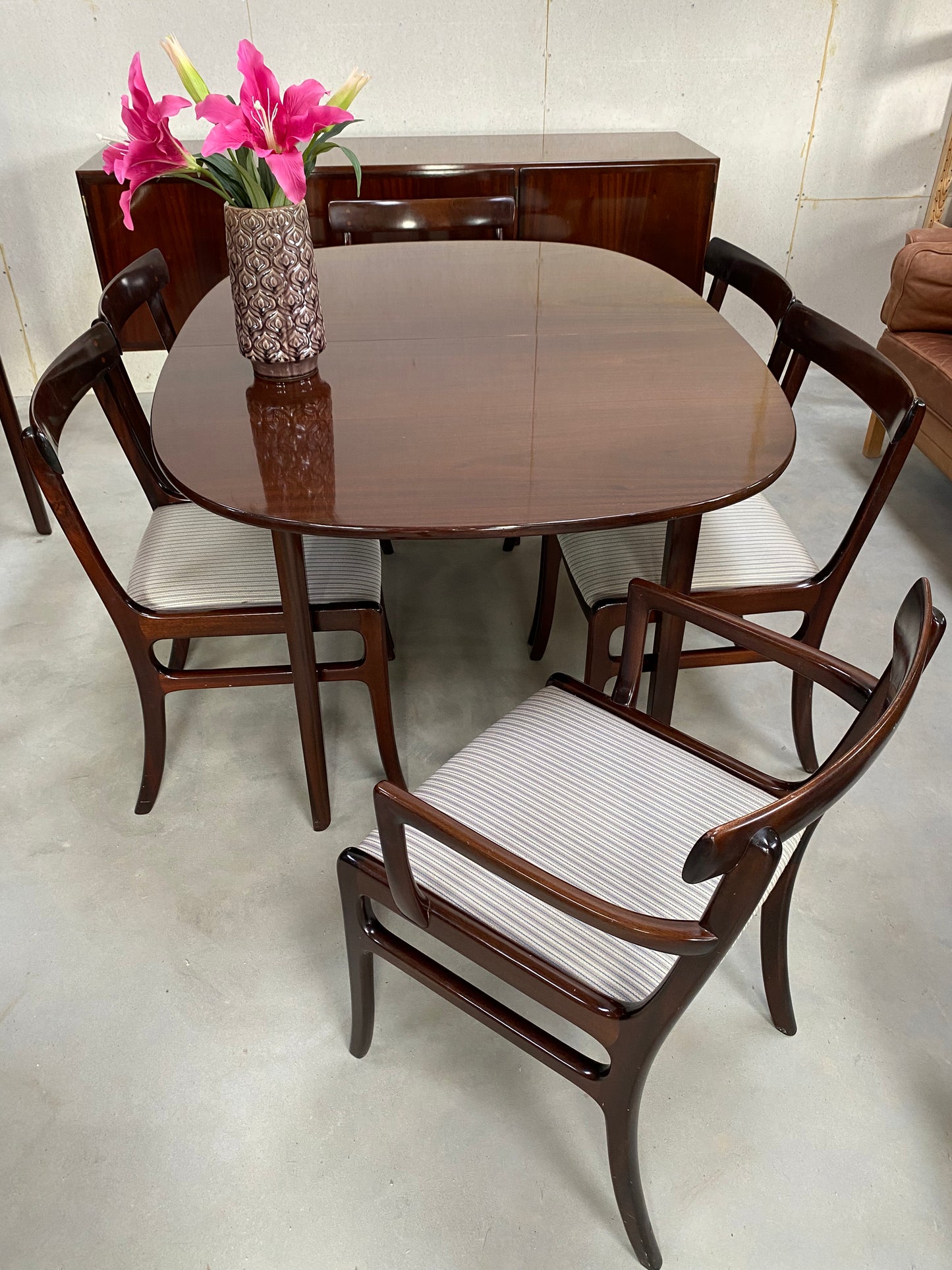 Dining table/chairs -Ole Wanscher