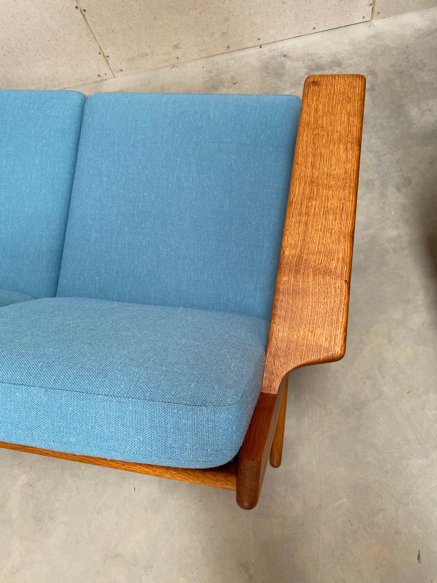 3 Seat Sofa - Hans J. Wegner