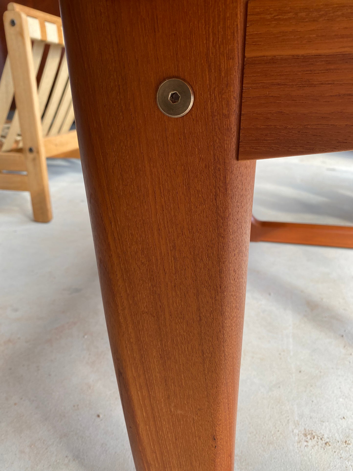 Coffee table - teak - Niels Bach