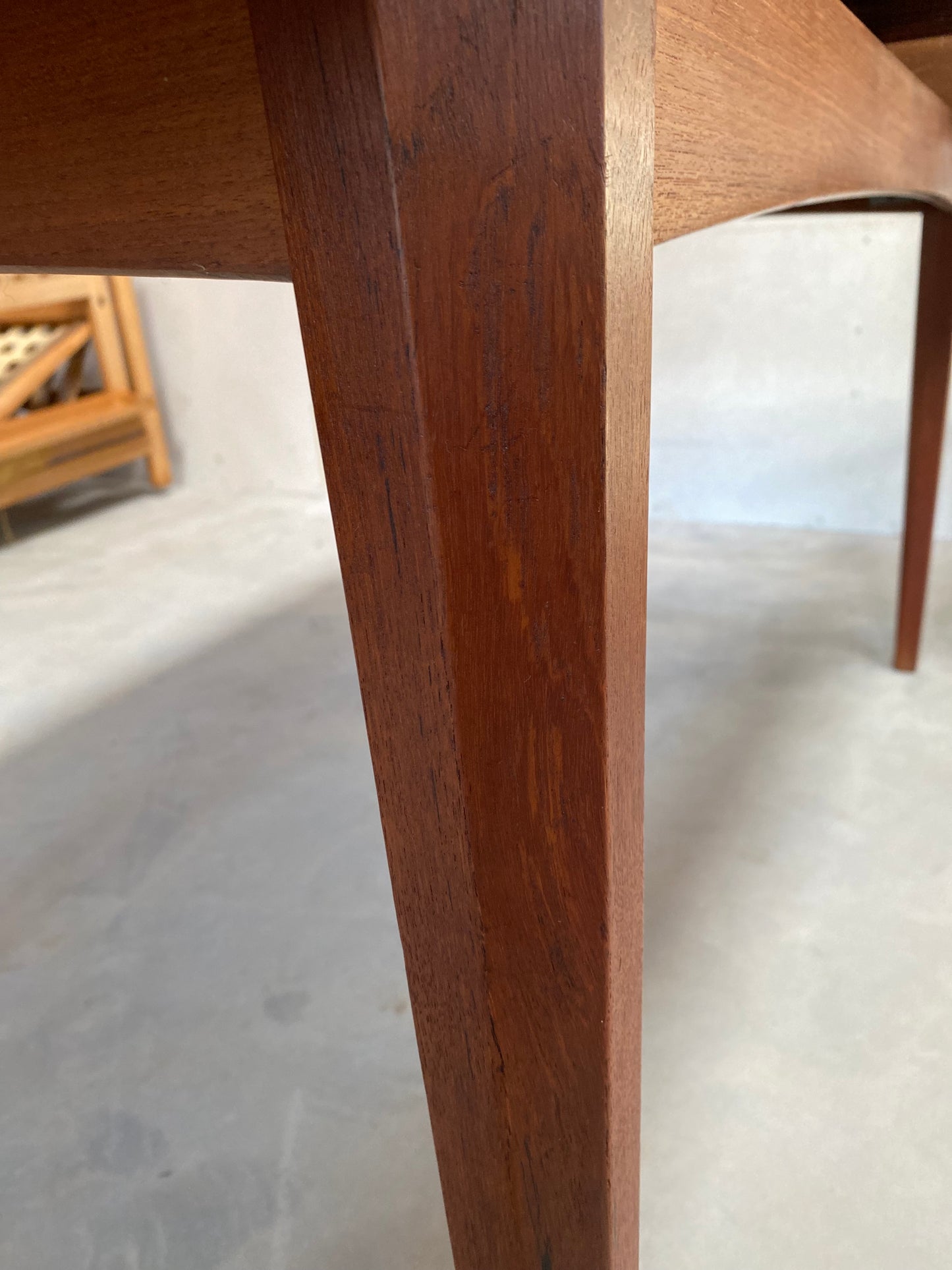 Teak table - extendable