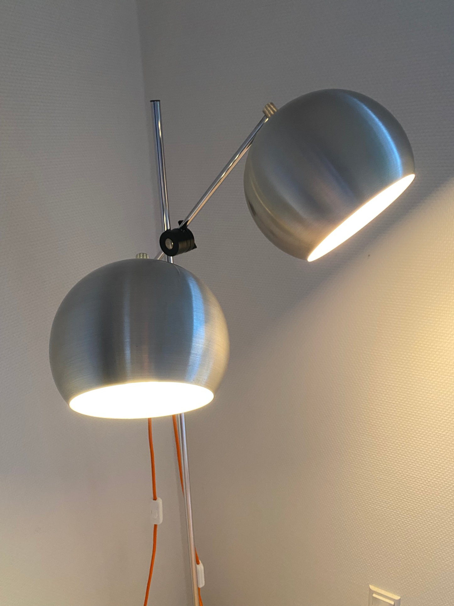 Ball gulvlampe -Benny Frandsen