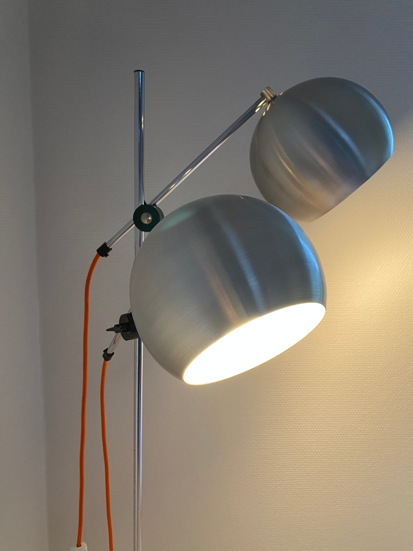 Ball gulvlampe -Benny Frandsen