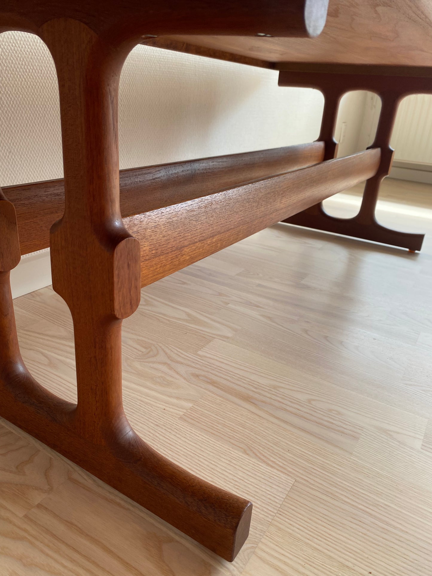 Teak coffee table - Illum Wikkelsø