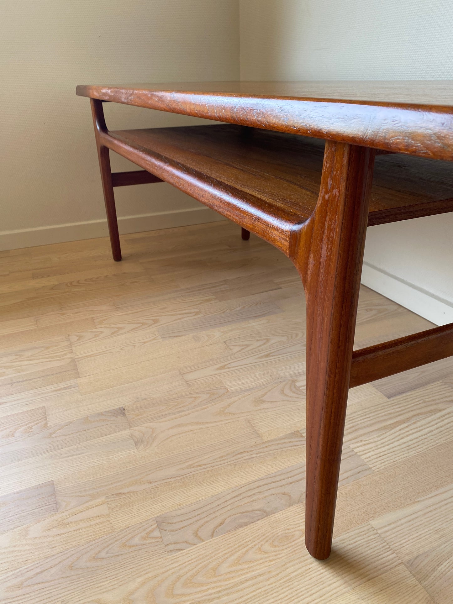 Teak sofa table - Niels Bach
