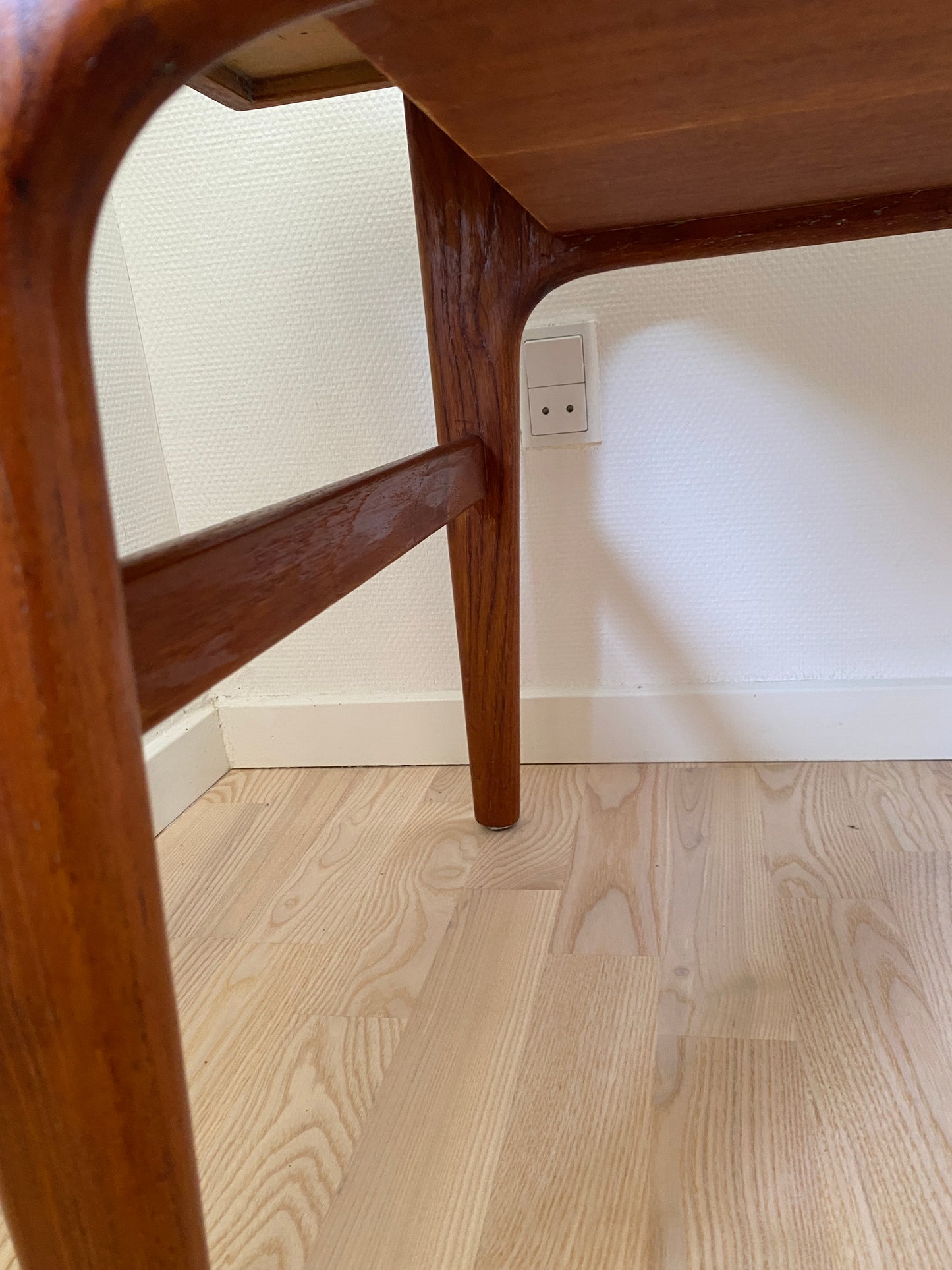 Teak sofa table - Niels Bach