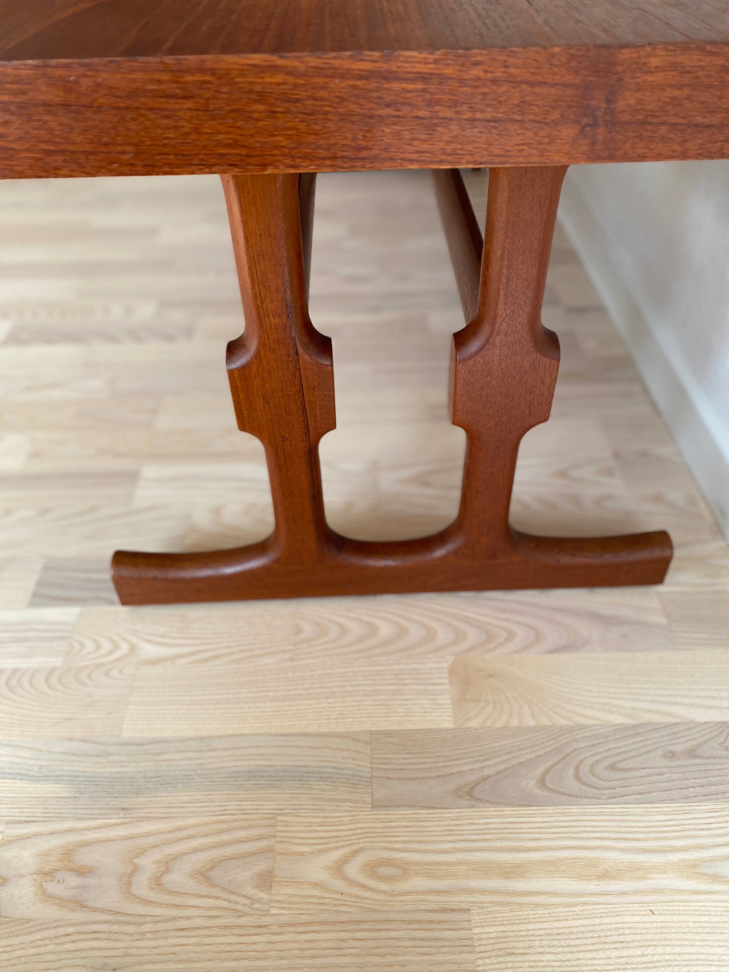 Teak coffee table - Illum Wikkelsø
