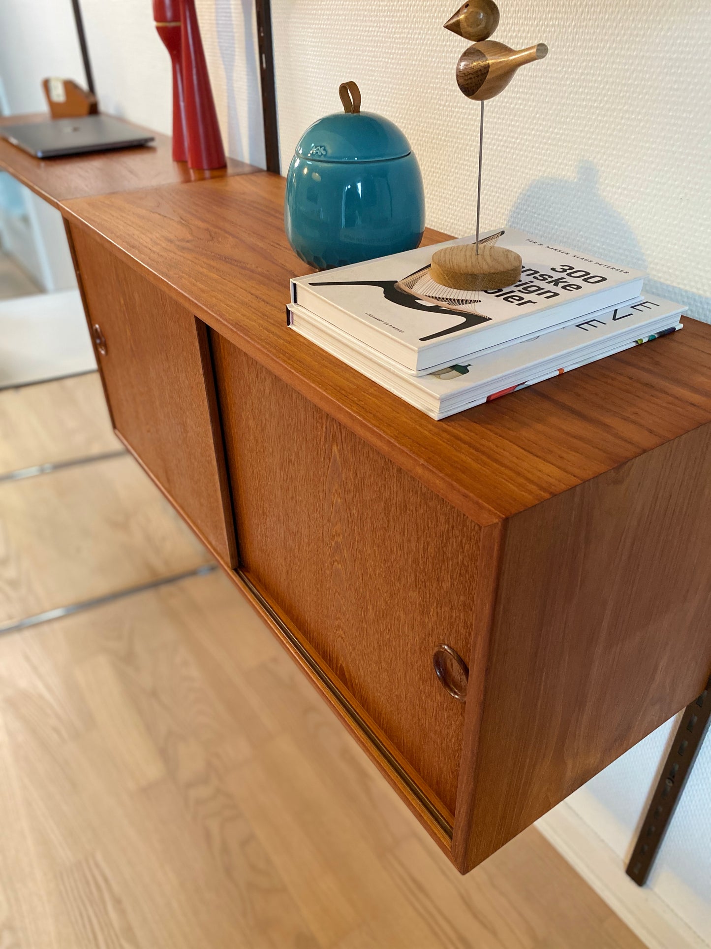 Modulært vægsystem teak - Kai Kristiansen