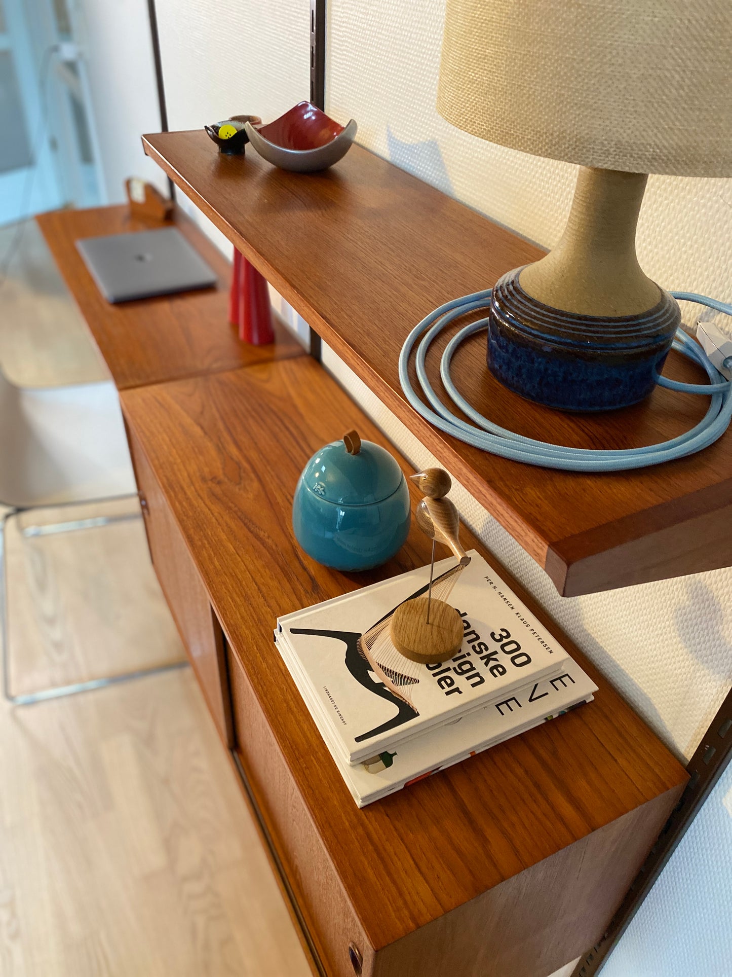 Modulært vægsystem teak - Kai Kristiansen