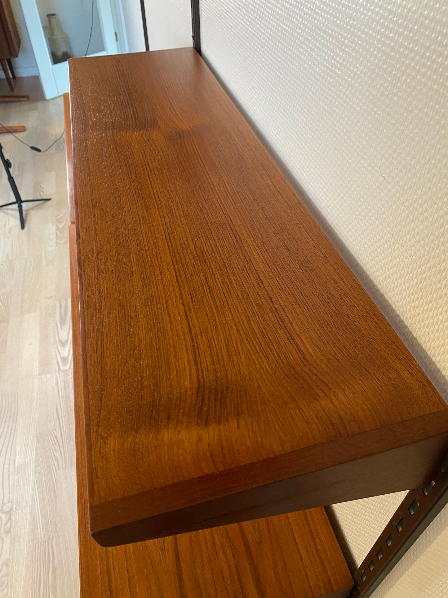 Modulært vægsystem teak - Kai Kristiansen