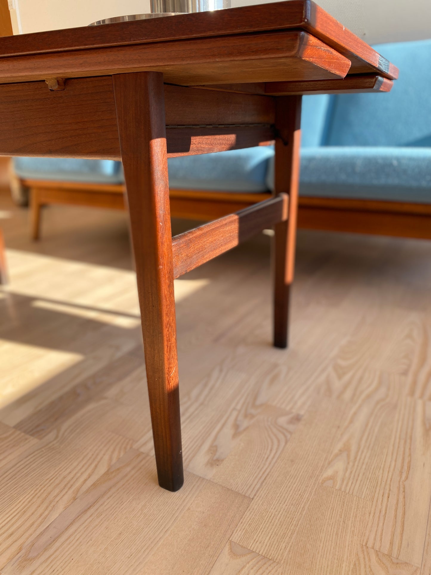 Københavnerbord, teak, ausziehbarer Couchtisch & Esstisch
